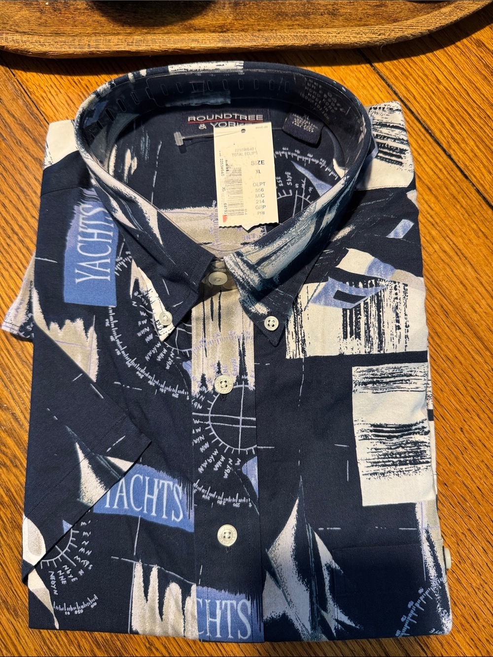 NWT Roundtree & Yorke Short Sleeve Shirt - Men’s XL